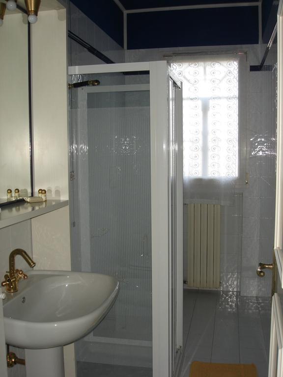La Corte Del Cavaliere Bed & Breakfast Calderara di Reno Phòng bức ảnh